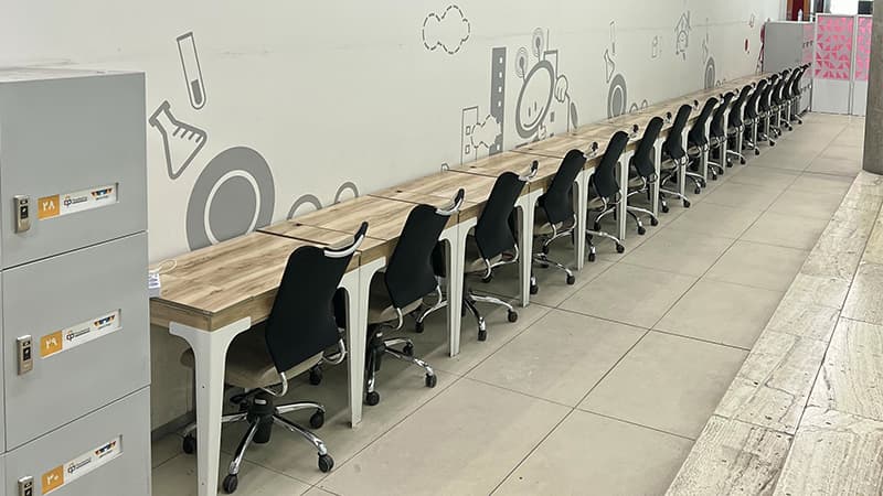 صندلی اشتراکی ماهانه