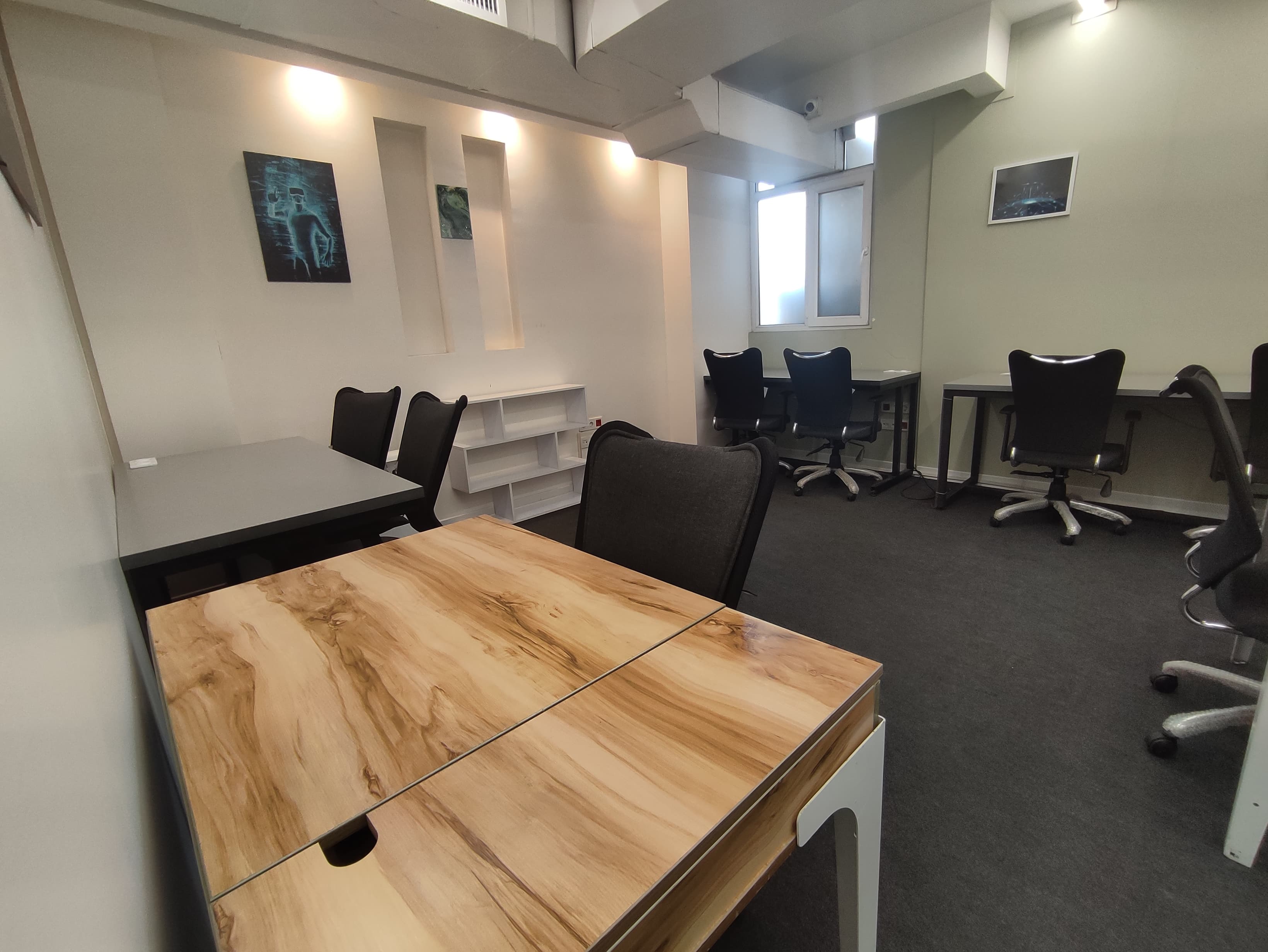 اتاق 8 نفره 207