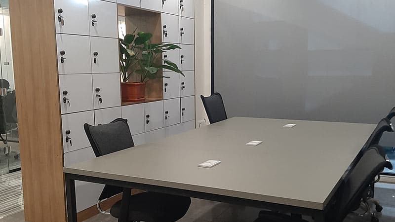 صندلی اشتراکی روزانه