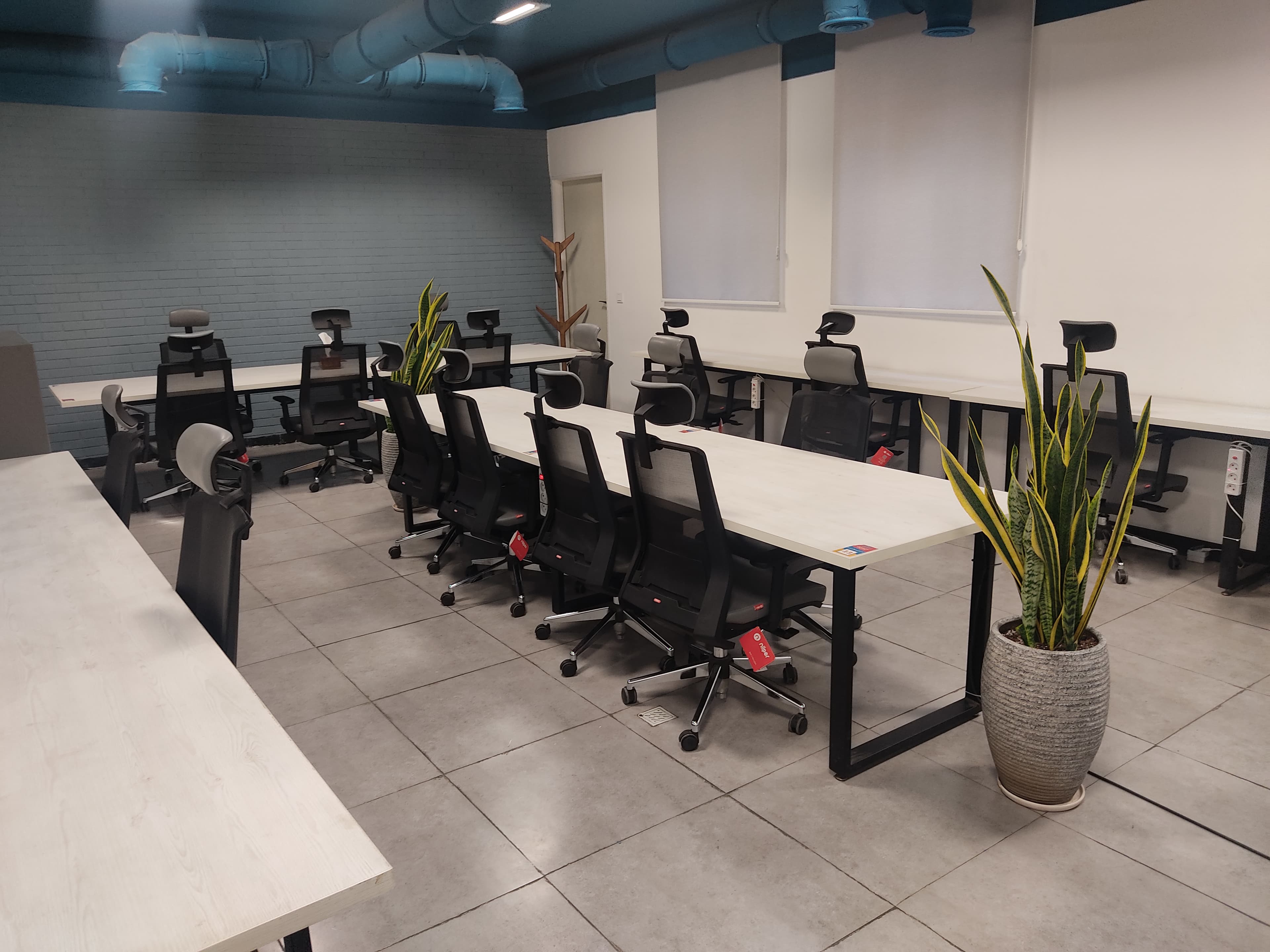 صندلی اشتراکی ساعتی